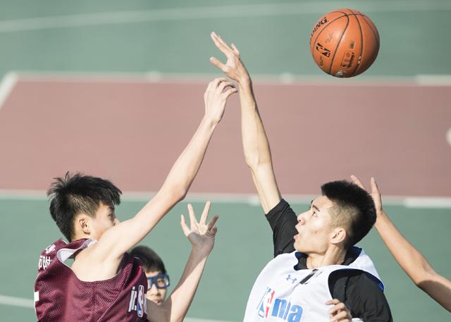 亚洲一区二区三区成人