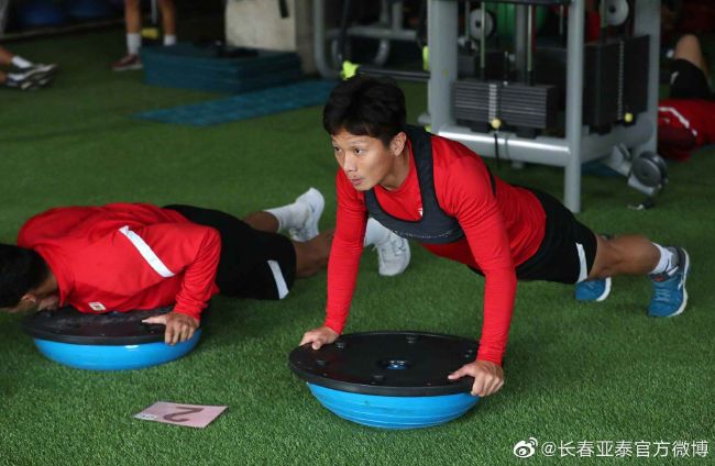 打美女屁股调教网站